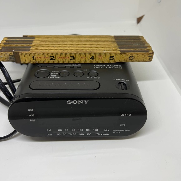 Sony Dream Machine  alarm clock radio  tested - Picture 2 of 9
